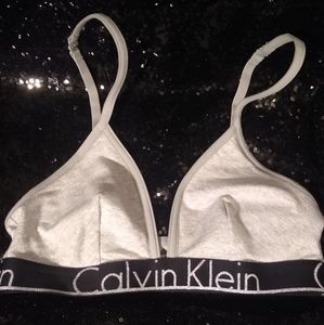 Calvin Klein bralette M